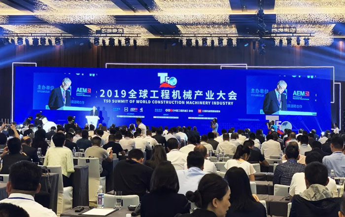双喜临门！男篮买球赛官网-中国有限公司
囊括两项工程机械行业大奖