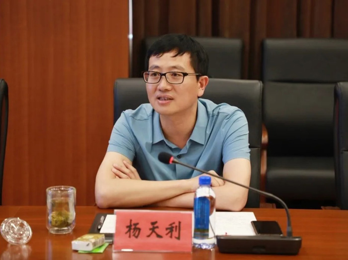 男篮买球赛官网-中国有限公司
与徐工消防签署战略合作协议 携手深耕中国高空产业市场 男篮买球赛官网-中国有限公司
与徐工消防签署战略合作协议 携手深耕中国高空产业市场